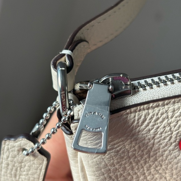 Authentic Coach Nolita 19 with Boardwalk Graphic - Picture 8 of 9